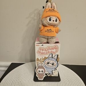 🧡 Authentic POP MART Labubu “Exciting Macaron” Series 🧡